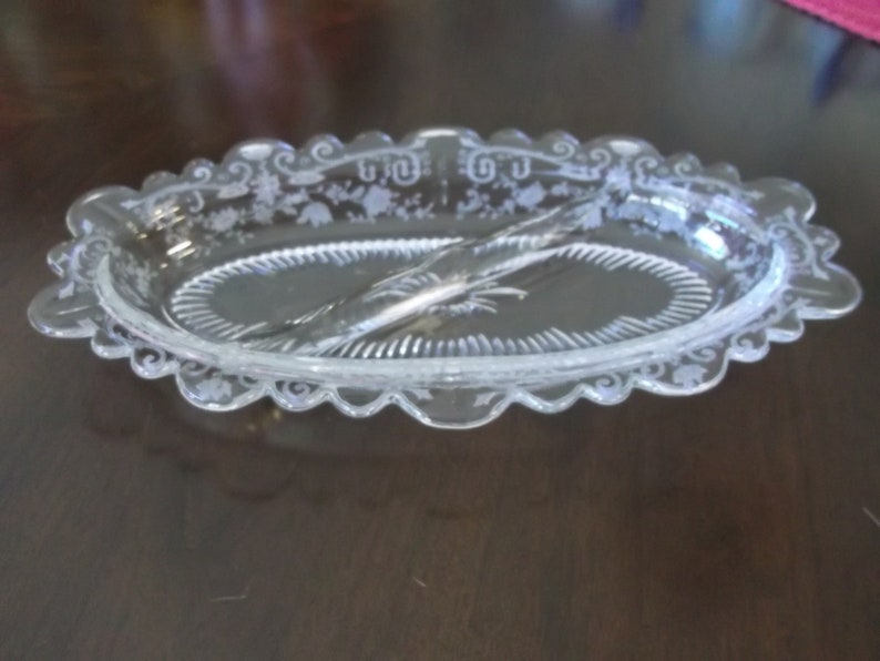 Cambridge Chantilly Martha 8 inch 2 Part Oval Relish image 2