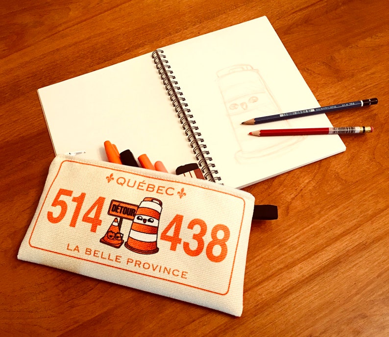 Pencil case Ponto the road barrel vintage Montreal license plate