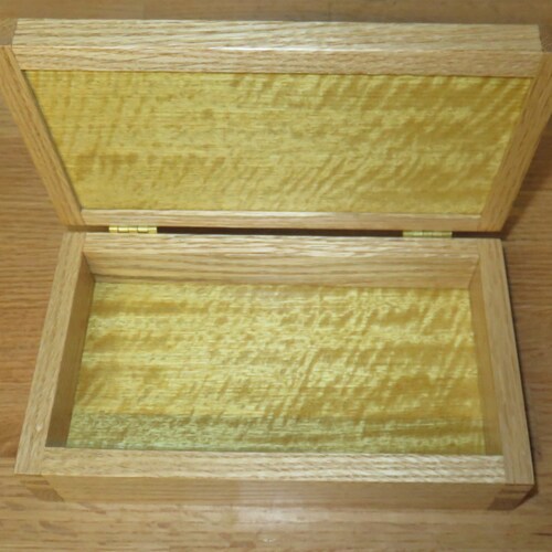 Red shops Oak Marquetry Box Featuring Worker Bee