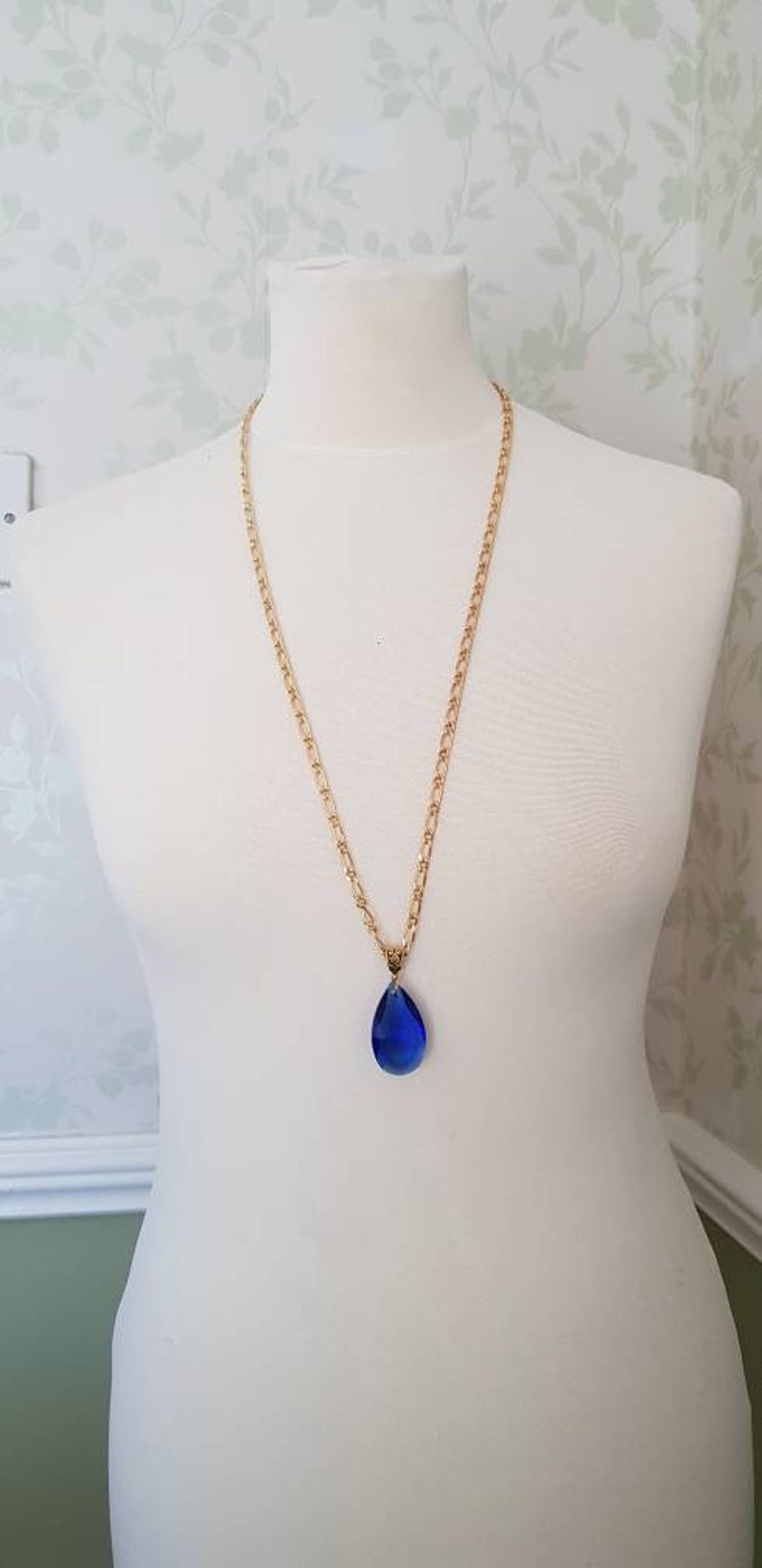 howl's moving castle necklace and earrings