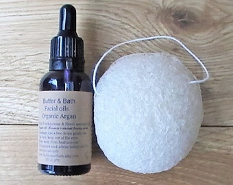 Traveller's  Facial Kit, Konjac Sponge Cleanser, Natural Facial Oil Serum, Soap Free Cleansing, Travel Facial Care, Vegan Skincare