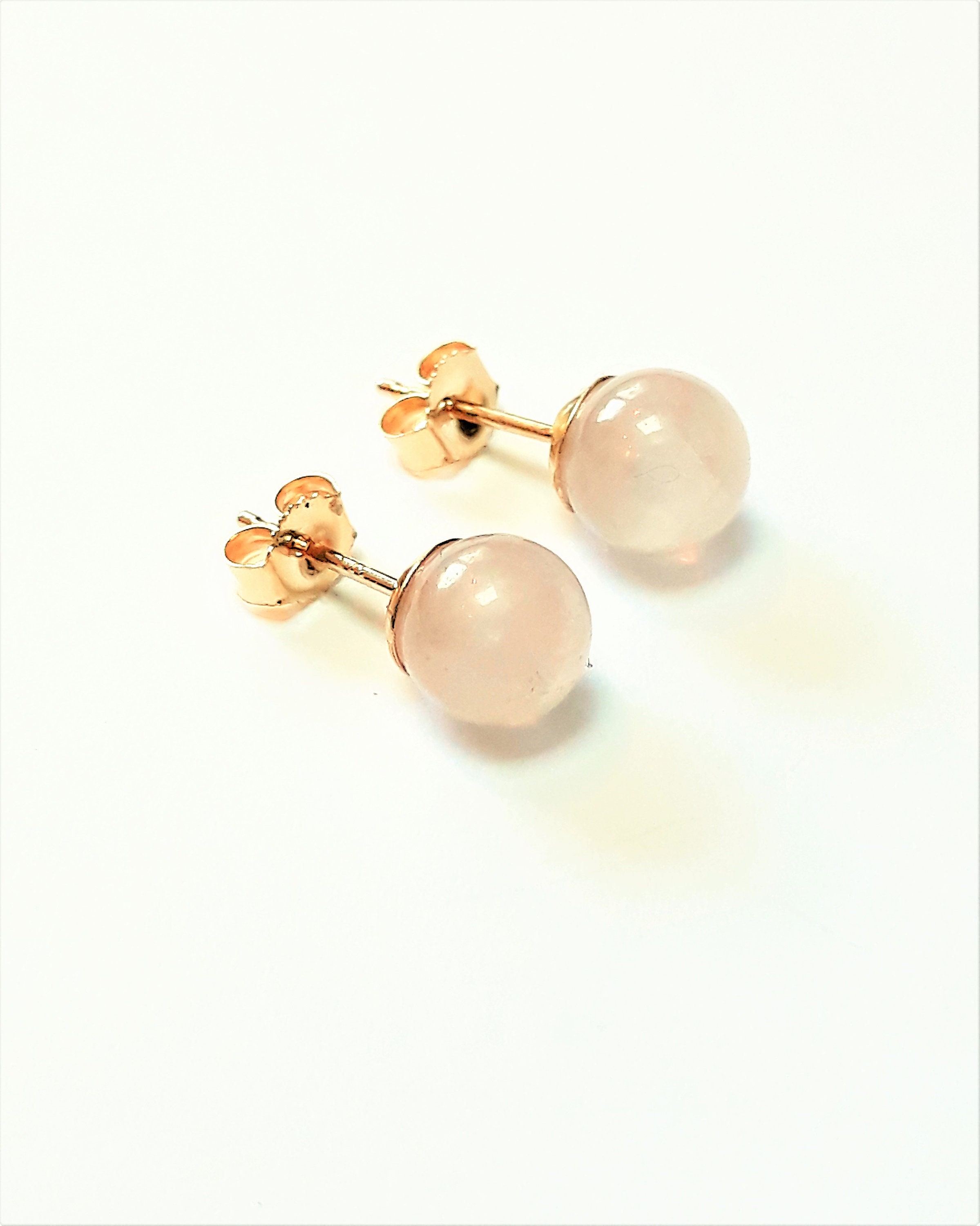 The Large Pink Stud in Gold