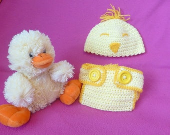 Cute Easter chick baby outfit - crochet hat & nappy / diaper cover - Newborn photo prop 0-3 months