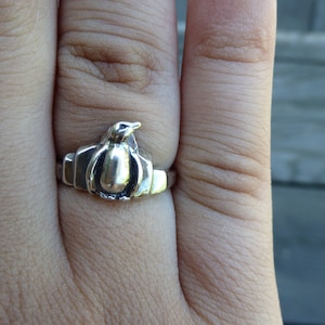 Sterling Silver Penguin Ring imagem 1