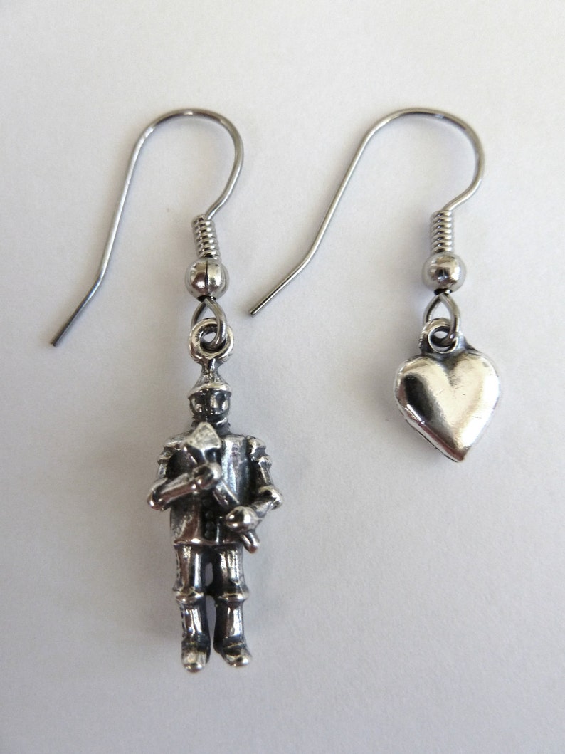 Sterling Silver Wizard of Oz Tinman and Heart Oz Earrings zdjęcie 1