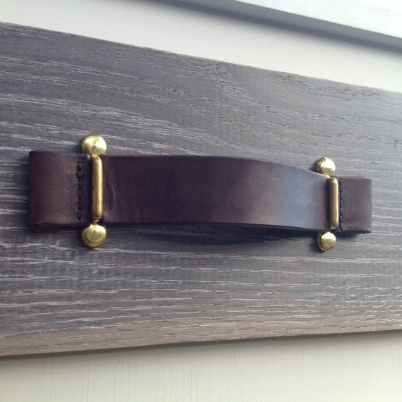 Dark Brown, Leather pull with Brass brackets