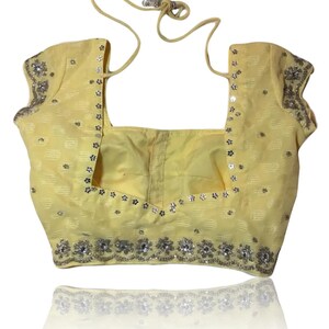 Pale Yellow Beaded Sari Crop Top // Floral Beaded // Indian Saree Sari Blouse // Padded // Back Tie // Size XS / Small image 2