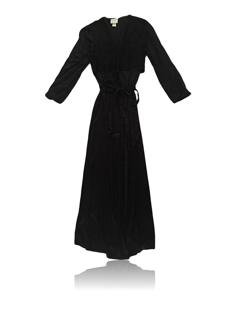 black night robe