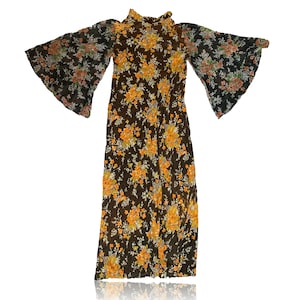 70s Floral Maxikleid Kleid mit Trompetenärmeln Mockneck Empire // Braun und Orange Floral // Loll Ease // Größe Medium