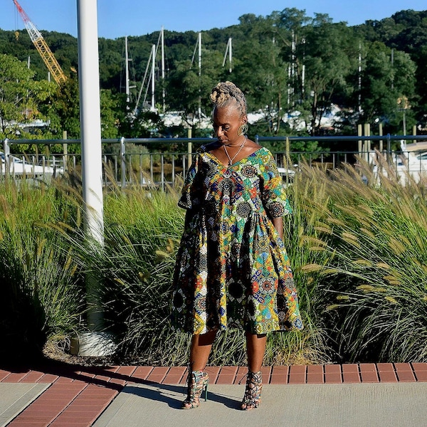 African Print Dress: Bohemian Ankara Short Sleeve V-Neck Swing Dress