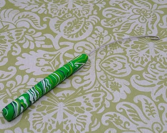 Green/gold/white polymer clay handled spinning wheel orifice hook/threader
