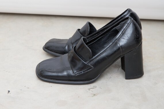 chunky heel shoes black