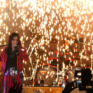5X4 Photo Magnet - ALICE COOPER - Date 6.14.13 #1