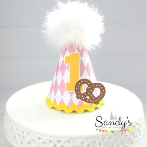 Onetoberfest Mini Birthday Party Hat, Pretzel Mini Party Hat, Oktoberfest Party Decor, Oktoberfest Birthday, Pretzel Party, Diamond Pattern