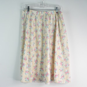70s Yellow Floral Print Skirt XL Vintage Midi Skirt 90s Rose Print Skirt Demure Yellow Skirt Patterned Elastic Waist Skirt Trad Wife Costume