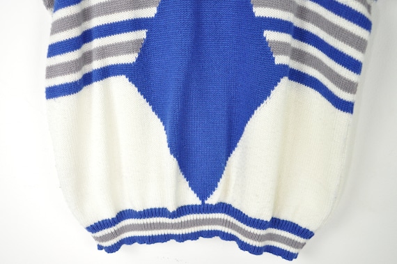 80s Striped  Sweater Vest - Medium | Striped Shor… - image 4