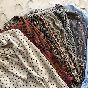 Women&#39;s Blouse Mystery Bundle Vintage Women&#39;s Button Down Top Thrift Box 70s 80s 90s Y2K Print Blouse Bundle Women&#39;s Fashion Gift Idea