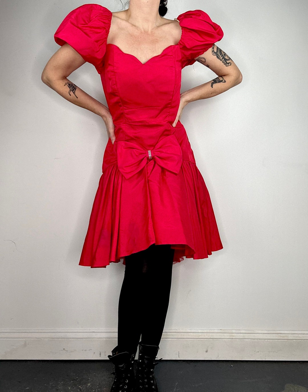 Vestido de fiesta rojo de los años 80 Pequeño Vestido de