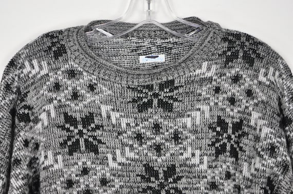 SALE Vintage Snowflake Sweater - Small | 1990s Bl… - image 2