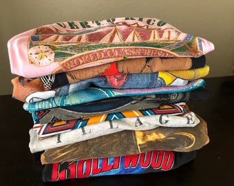 Mystery VINTAGE T-Shirt | Graphic Tee Vintage Thrift Box | 80s 90s Y2K Unisex Animal Travel Quirky True Vintage T-shirt | 90s Tee Bundle