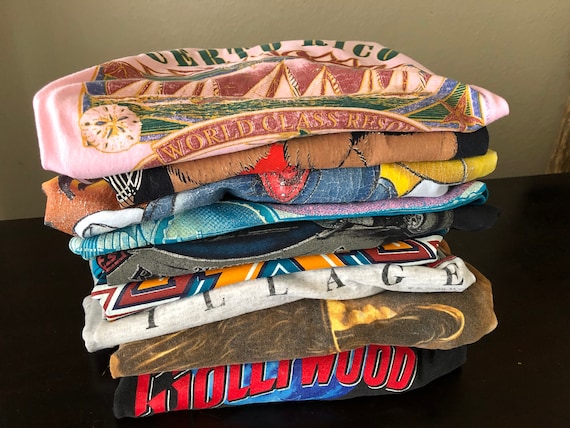 Mystery VINTAGE T-shirt Graphic Tee Vintage Thrift Box 80s 90s Y2K Unisex  Animal Travel Quirky True Vintage T-shirt 90s Tee Bundle 