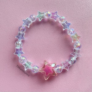 Iridescent Star Beaded Bracelet