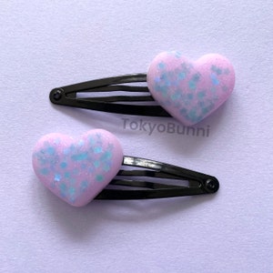 Barrettes lilas scintillantes en forme de coeur et d'étoiles