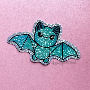 Kawaii Blaue Fledermaus Holographic Sparkle Vinyl Sticker