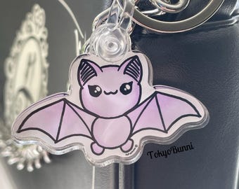 Porte-clés chauve-souris effrayant mignon, breloque acrylique violet pastel kawaii