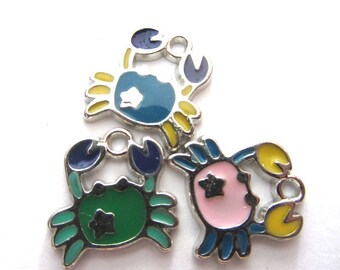 6 Pieces Enamel CRAB Charm Pendants