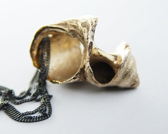Sedna- shell necklace
