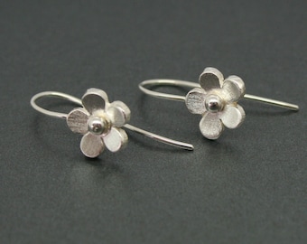 Hand made sterling silver flower earrings, silver daisy earrings, silver wedding earrings, sterling silver earrings, hand made in Cornwall