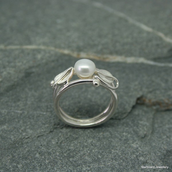 Sterling silver and pearl ring, art nouveau ring, pearl ring, flower ring,leaf ring, hand made ring, single pearl ring,hand made in Cornwall