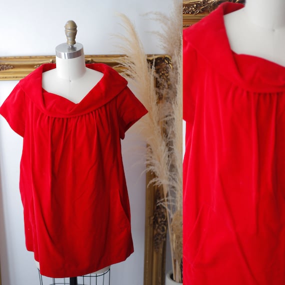 1960s red velvet maternity top // 1960s red velvet