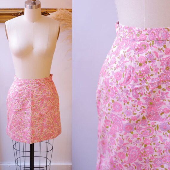 1960s pink mini skirt // 1960s floral mini skirt // vintage skirt