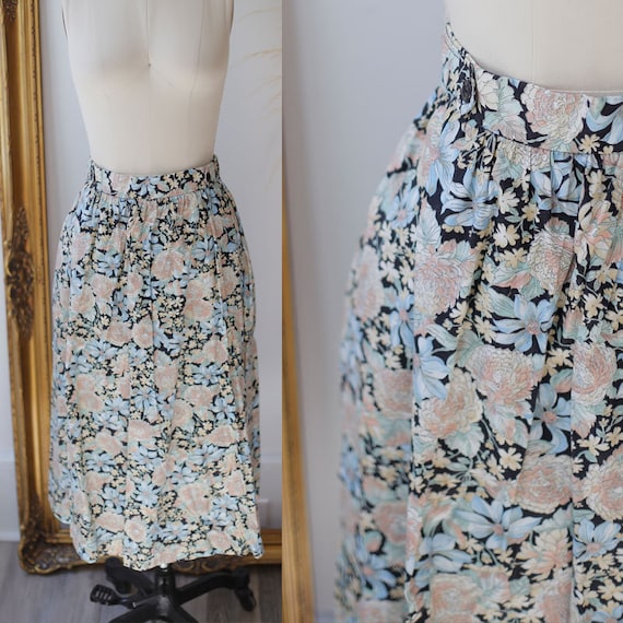 1950s novelty floral skirt // 1950s novelty skirt