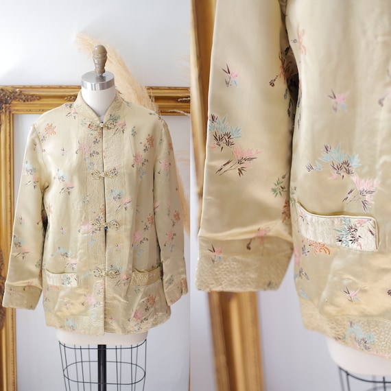 1950s gold satin robe top // 1950s quilted satin j