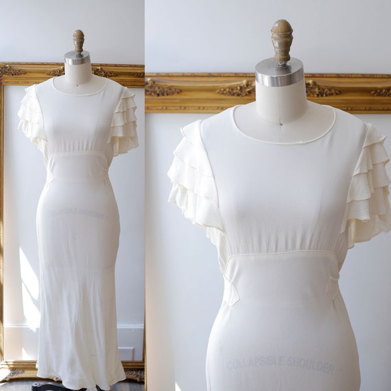 1930s white crepe dress //  1930s white silk dress // vintage wedding dress