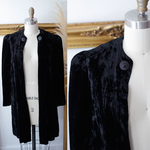1930s black velvet coat // 1930s black velvet blaz