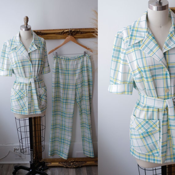 1970s green plaid two piece set // 1970s floral lo