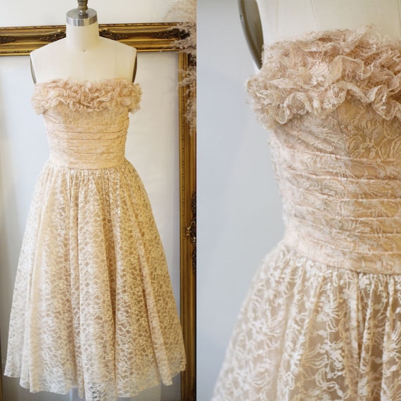 1950s lace ruffle dress // 1950s cupcake prom dres