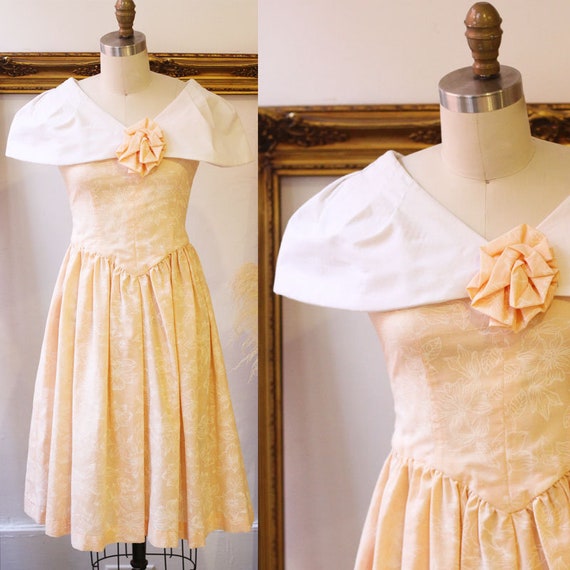 1980s peach roses dress // 1980s swing dress // vi
