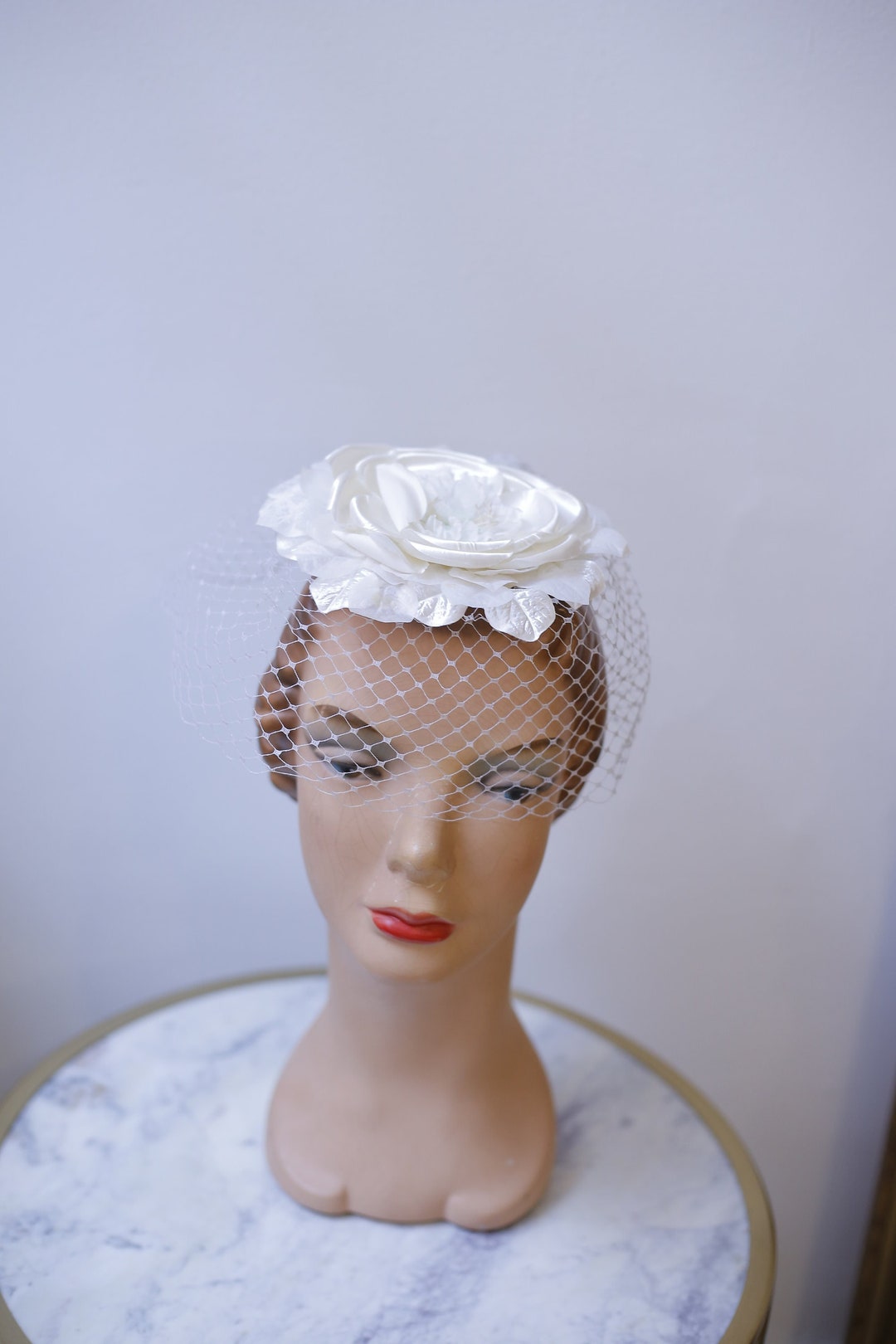 1950s White Floral Hat // 1960s White Hat With Veil // Vintage Etsy