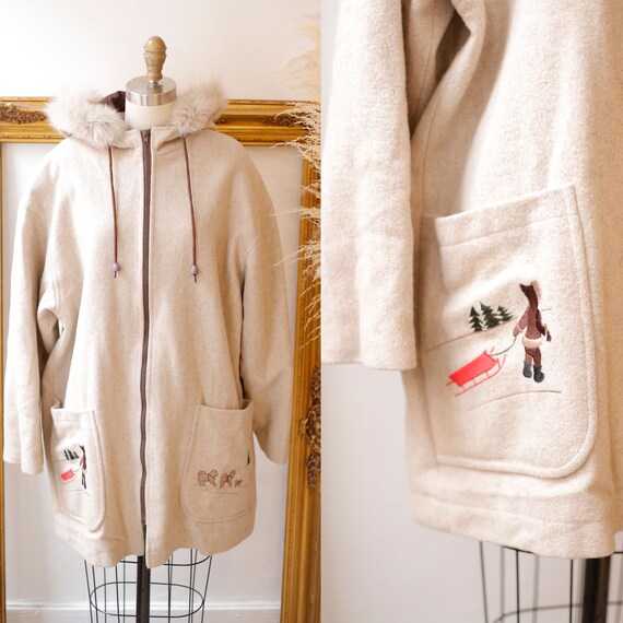 1970s Beige Parka // 1970s Embroidered Parka // vi