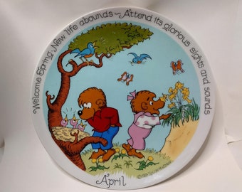 Vintage 1983 Berenstain Bears "April" Collectors Plate