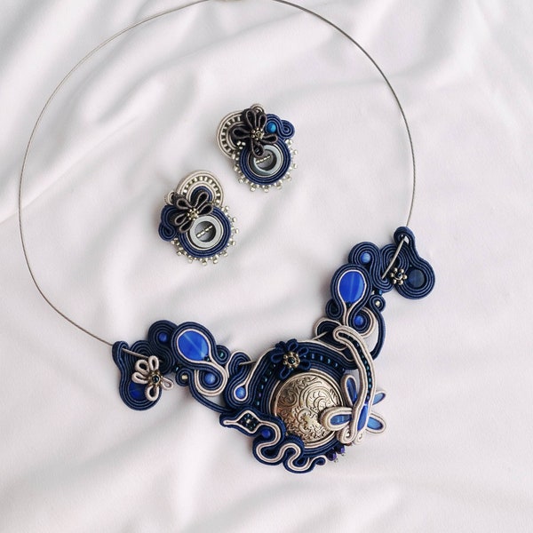 Collier soutache bleu fait main, choker pendentif bleu, ensemble de bijoux Soutache, collier perlé Boucles d’oreilles Soutache ensemble, Studs boucles d’oreilles ensemble cadeau