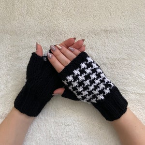 Black Houndstooth Gloves, Black and white gloves, Fingerless Gloves Driving Hand Wear, Women Warm Gloves, Classic Houndstooth, Winter Cuff image 4