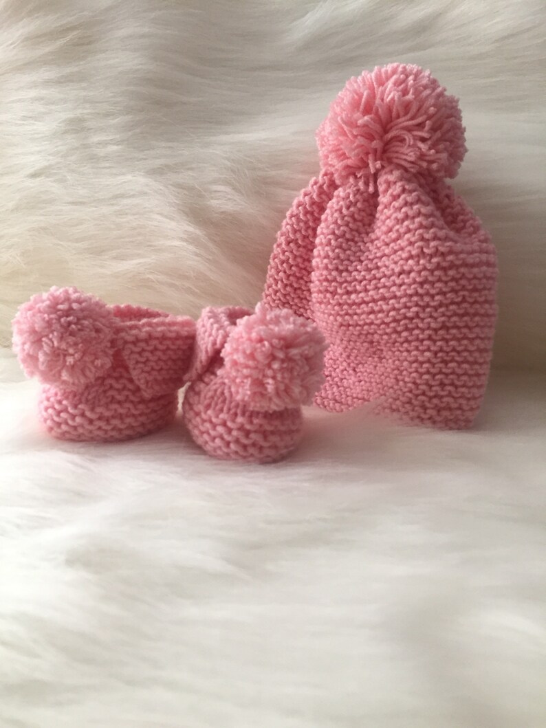 Newborn Booties, Baby Hospital Hat, Pompom Baby Shoes, Baby Ankle Booties, Newborn Girl Hat, Newborn Pompom Shoes, Hospital Outfit image 7