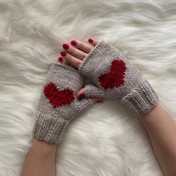 Valentines Day Heart Gloves, Winter Fingerless Gift Glove, Knit