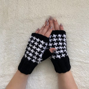 Black Houndstooth Gloves, Black and white gloves, Fingerless Gloves Driving Hand Wear, Women Warm Gloves, Classic Houndstooth, Winter Cuff image 3